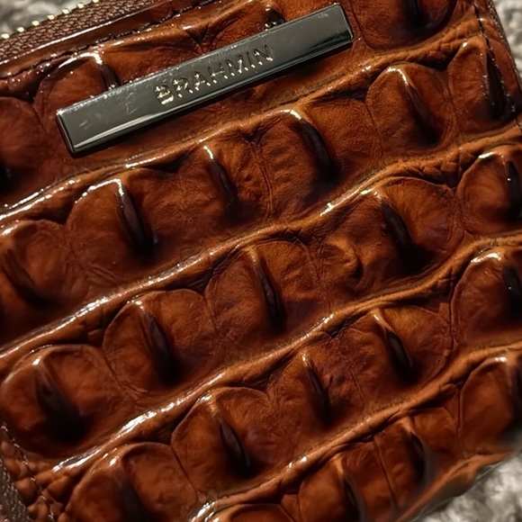 NWOT Brahmin Pecan Mini Suri Croc Wallet - Picture 2 of 5